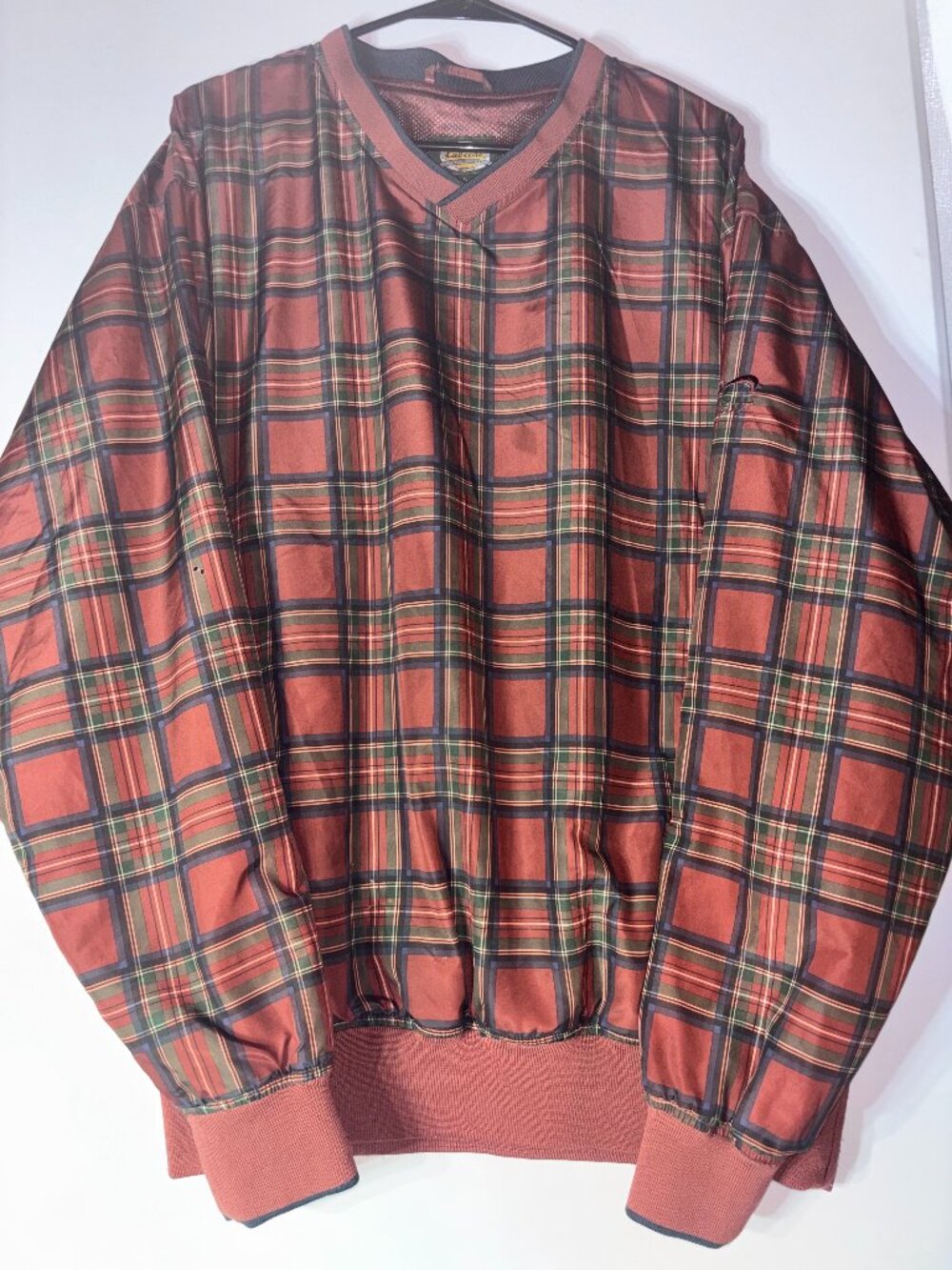 Cabela's Plaid Pullover Windshirt V-Neck Red Green Tartan Size Large